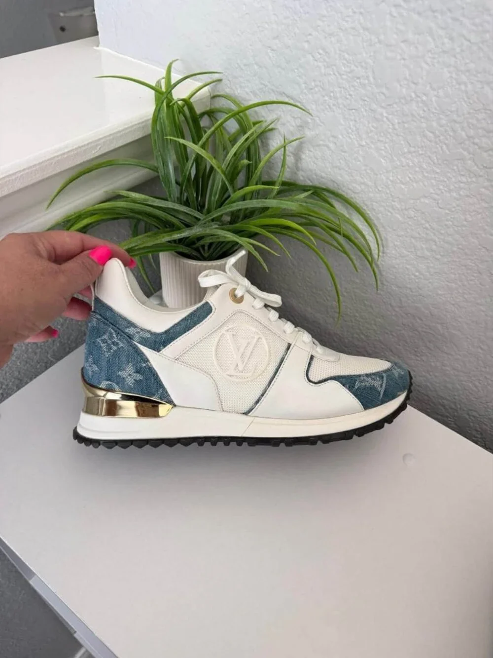 Louis Vuitton Run Away Sneakers Monogram Denim White Blue Size 37 Authentic